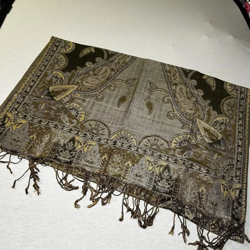 100% Pashmina Cashmere Wrap Scarf in Green Reversible Print with Fringe